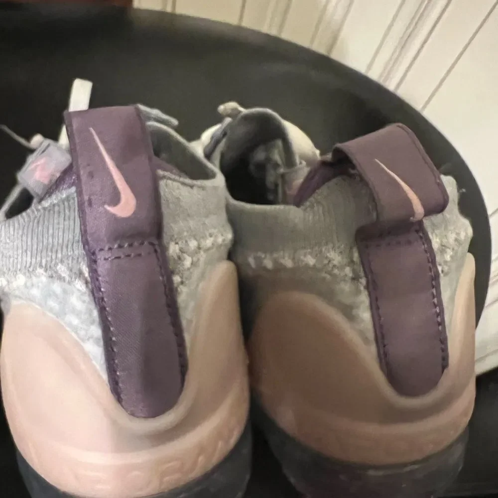 Big Kid's Nike Air VaporMax 2021 FK Wolf Grey/Pink Glaze (DB1550 007) SZ 3.5